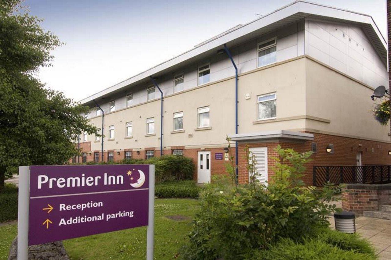 Premier Inn Manchester - Heaton Park Εξωτερικό φωτογραφία